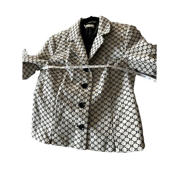 Kim by Kim Rogers white and white suit blazer size medium (tag cut) - Picture 4 of 7